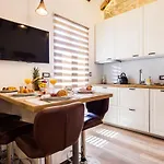 Reval Luxury Stone House Apartments**** * 斯普利特