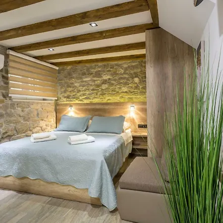 Reval Luxury Stone House Apartments****