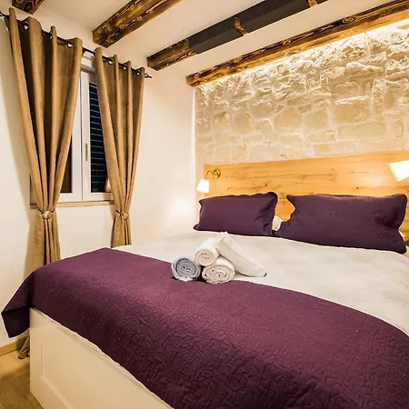 Reval Luxury Stone House Apartments****