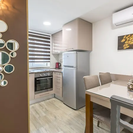 Reval Luxury Stone House Apartments**** Lägenhet *