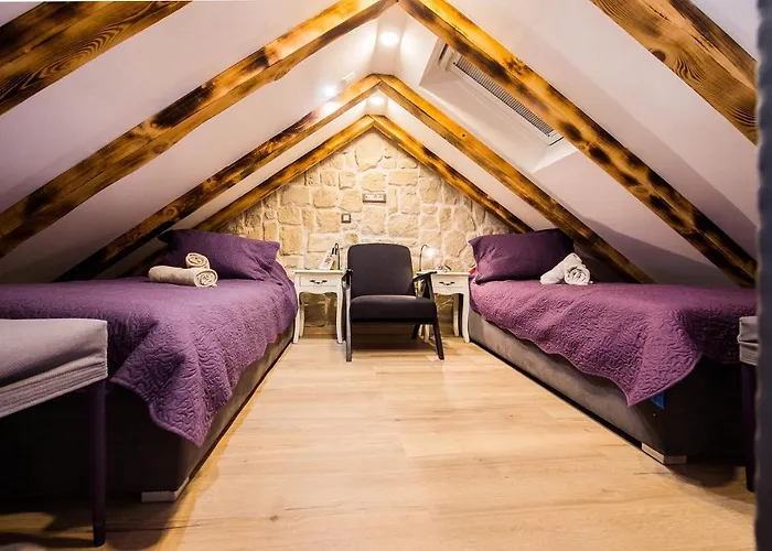 Appartement Reval Luxury Stone House Apartments****
