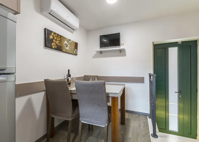 Reval Luxury Stone House Apartments**** * Split