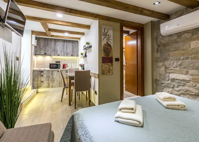 Reval Luxury Stone House Apartments**** * Split